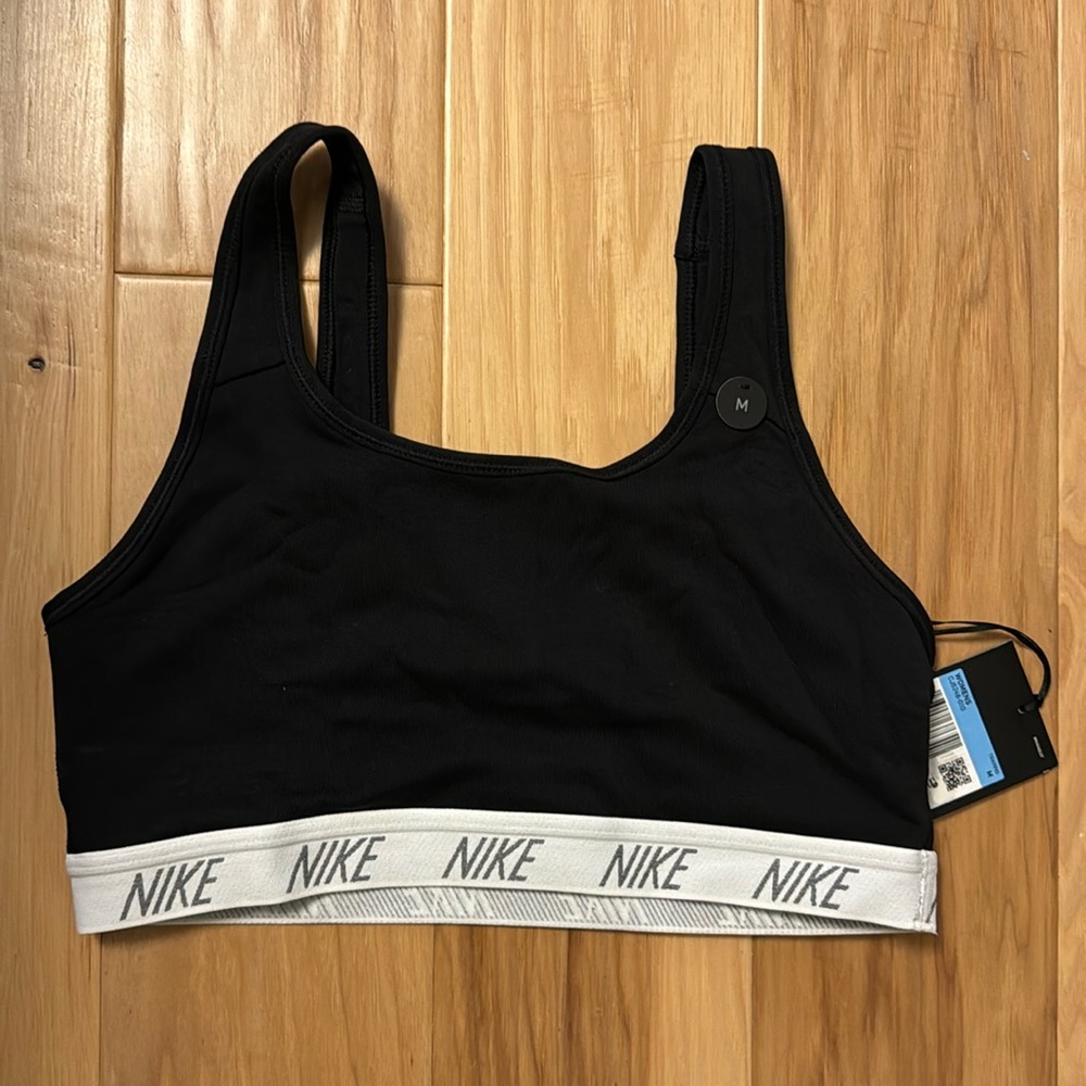 Nike Classic Sports Bra